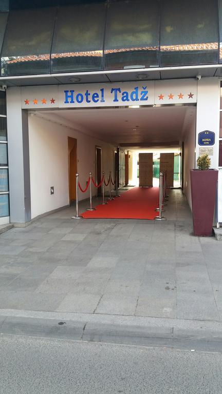 Hotel Tadz Novi Pazar Esterno foto